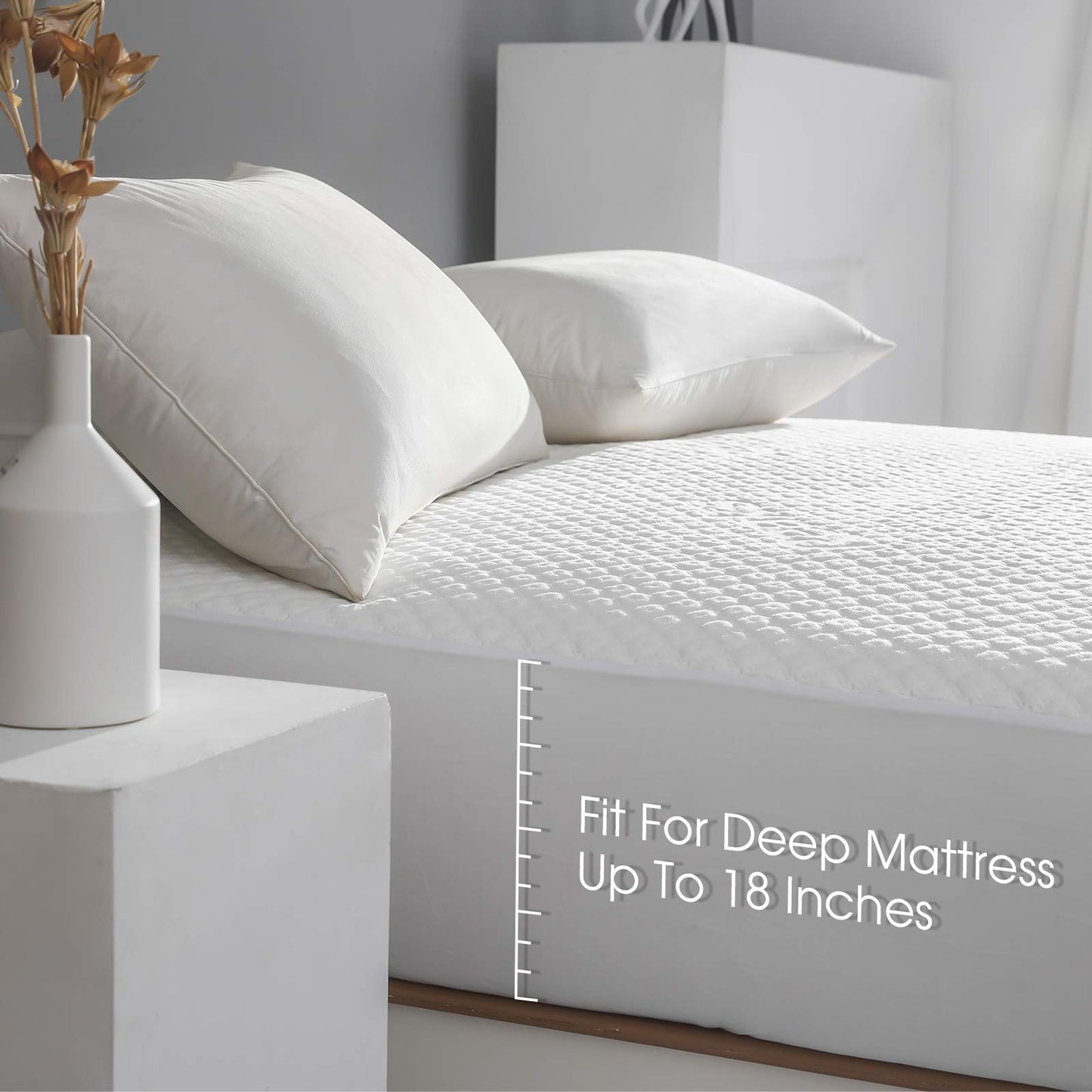 King Size Waterproof Mattress Protector Rayon from Bamboo Cooling Fitted Mattress Pad Cover with Deep Pocket Up to 18''